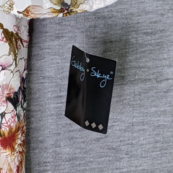 👯‍♀️Host Pick⚡️Gabby Skye Faux Wrap Dress - Picture 7 of 11